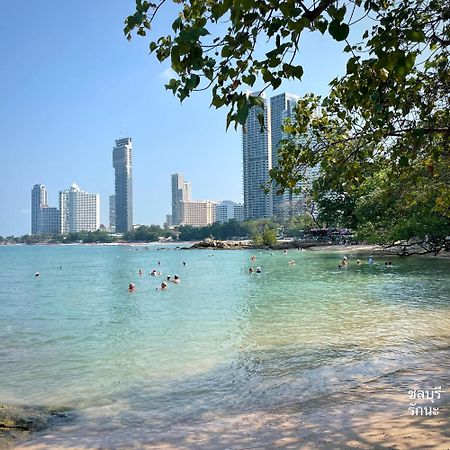 Bedtime Pattaya Hotel Exterior foto